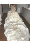 Robes de mariée sirène Tulle avec appliques et volants train cathédrale