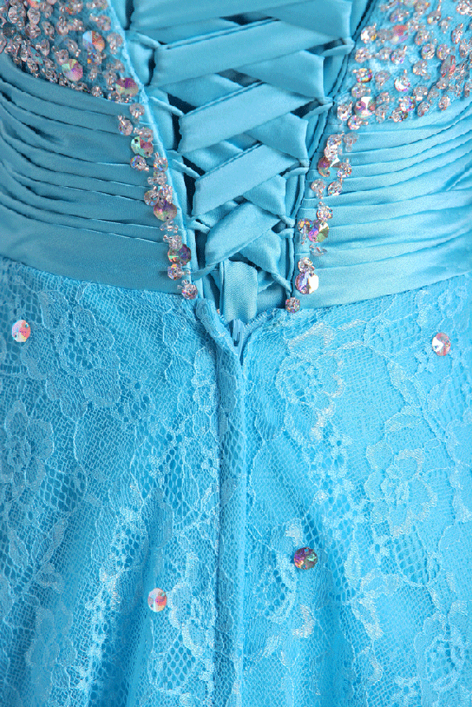 2024 Robes de bal Sweetheart Short Line dentelle avec perles et paillettes