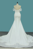 2024 Robes de mariée sirène en satin de l&#39;épaule avec Applique et perles Train cathédrale