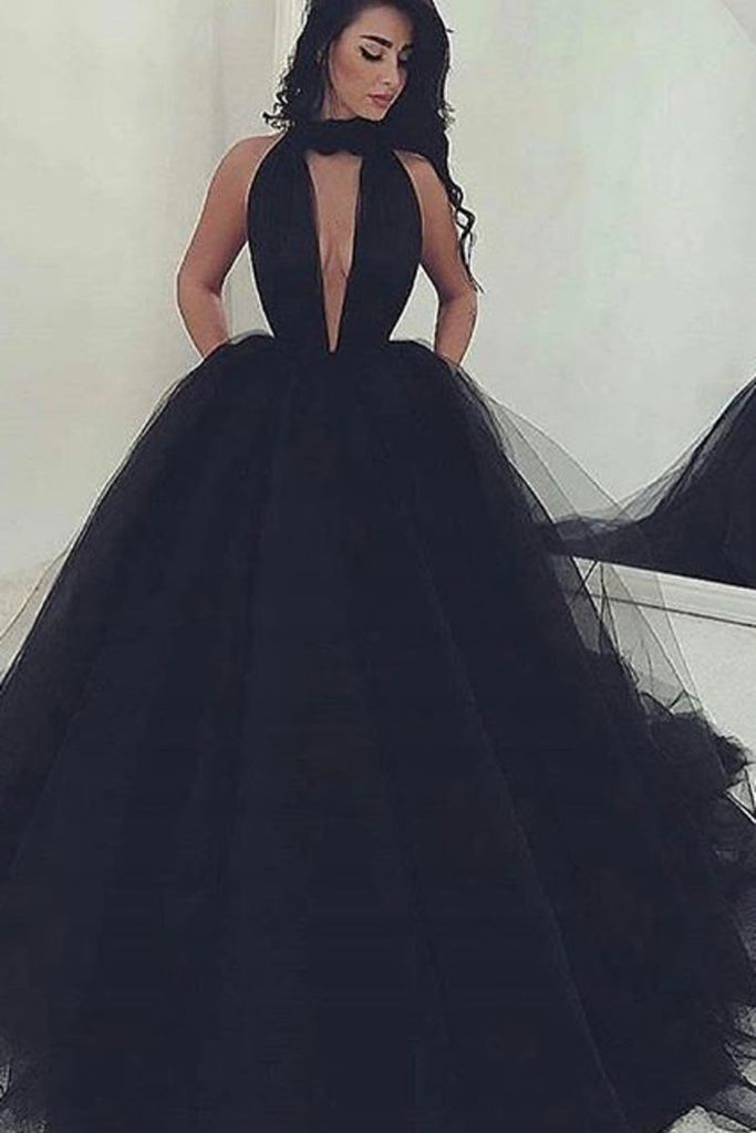 2022 New Arrival Black High Neck A-Line Prom Gown Sweep Train Style simple