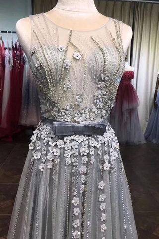 Une ligne de perles de tulle 3D fleurs col rond robes de bal longue avec ceinture