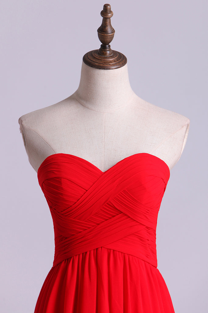 2022 Rouge Haute Basse sweetheart Une ligne plissée corsage Circuler jupe en mousseline
