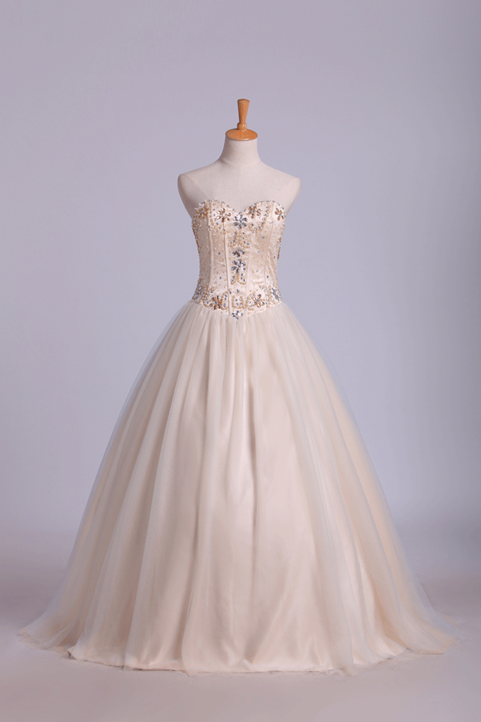 2022 Two-Tone sweetheart robes de Quinceanera robe de bal avec des perles-parole longueur