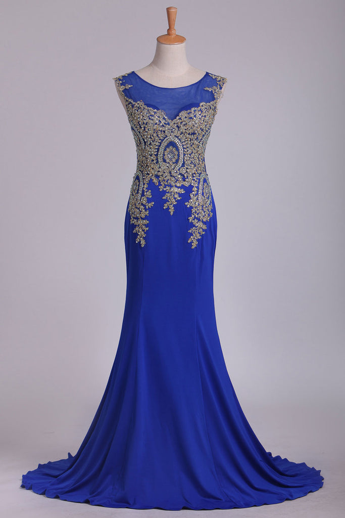 2022 Foncé Bleu Royal Prom robes Scoop Mermaid Spandex Avec Applique balayage / pinceau train