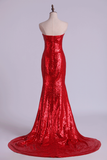 2024 Red Hot sirène / trompette Robes de soirée pailletée chérie corsage