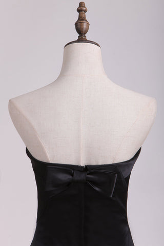 2024 Black Satin étage longueur robes de soirée sans bretelles avec nœud Knot