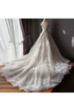 Superbe robe de mariée en tulle à l&#39;épaule avec appliques, robe de mariée avec long train