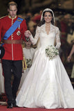 Robes de mariée de luxe une ligne-v-cou satin train royal manches complètes