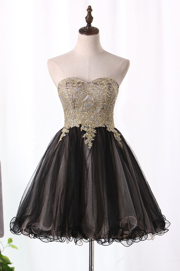 2024 Bicolor Sweetheart Homecoming Robes Tulle Avec Perles Et Applique