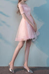 2024 A Line Boat Neck Tulle Avec Applique Robes Homecoming Manches Courtes
