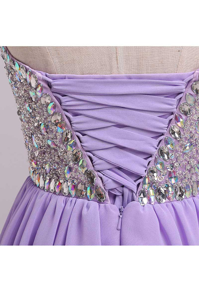 2024 Robes de bal A-ligne court / mini chérie en mousseline de soie avec des perles de couleur lilas